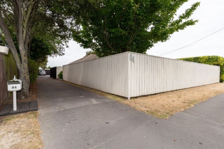 Photo of property in 84 Gilberthorpes Road, Hei Hei, Christchurch, 8042