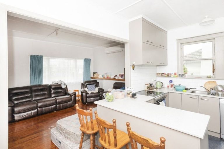 Photo of property in 14 Muir Street, Te Hapara, Gisborne, 4010