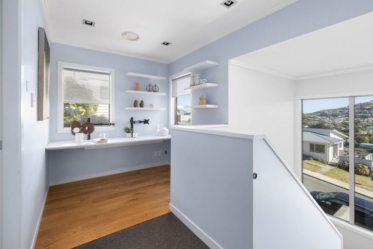 Photo of property in 67 Sheridan Terrace, Johnsonville, Wellington, 6037