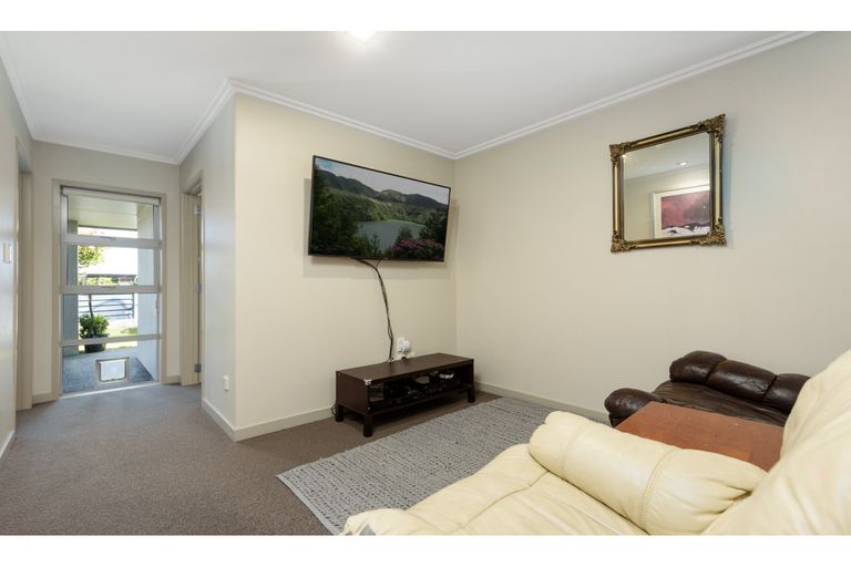 Photo of property in 15 Parnwell Place, Ohauiti, Tauranga, 3112