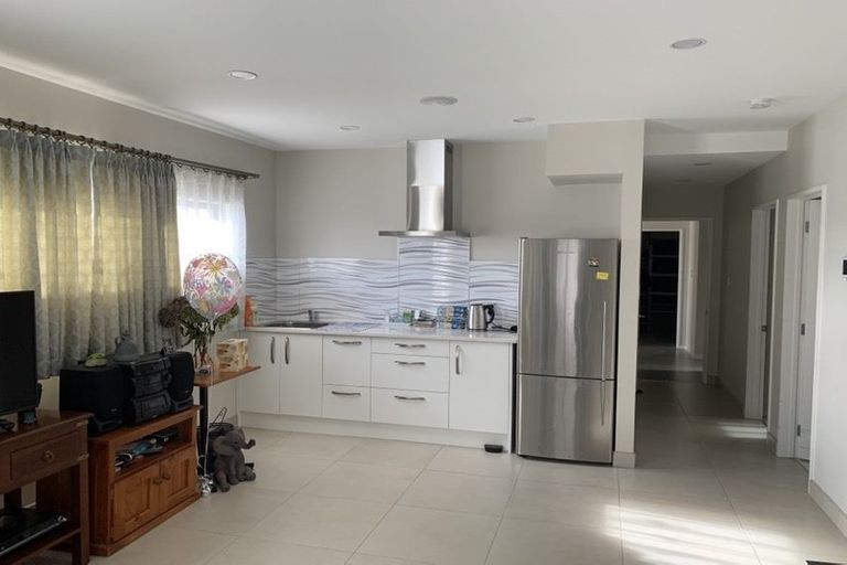 Photo of property in 1 Castlebane Drive, Flat Bush, Auckland, 2019