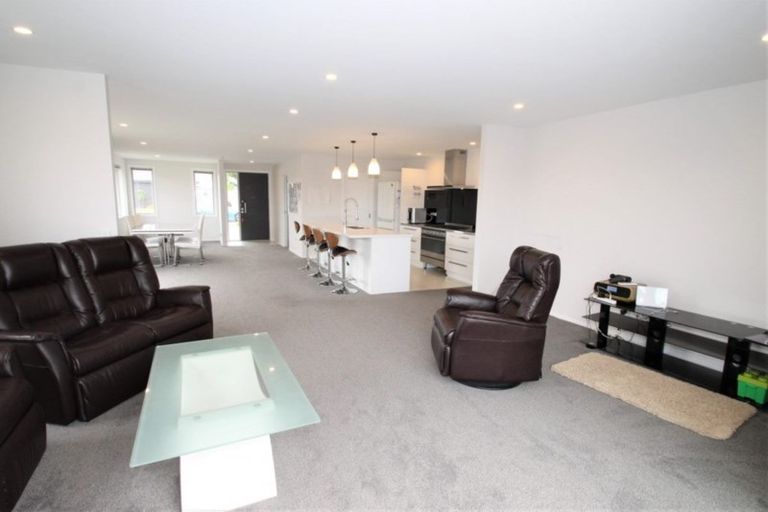 Photo of property in 6 Roblyn Place, Mosgiel, 9024