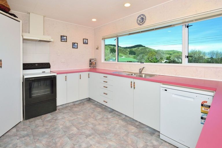 Photo of property in 3 Domett Street, Mahia, Nuhaka, 4198
