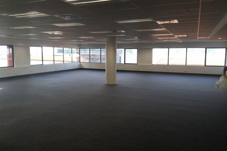 Photo of property in 36 Customhouse Quay, Wellington Central, Wellington, 6011