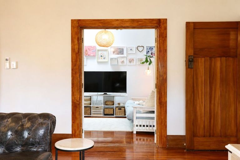 Photo of property in 24 Myrtle Street, Hamilton East, Hamilton, 3216