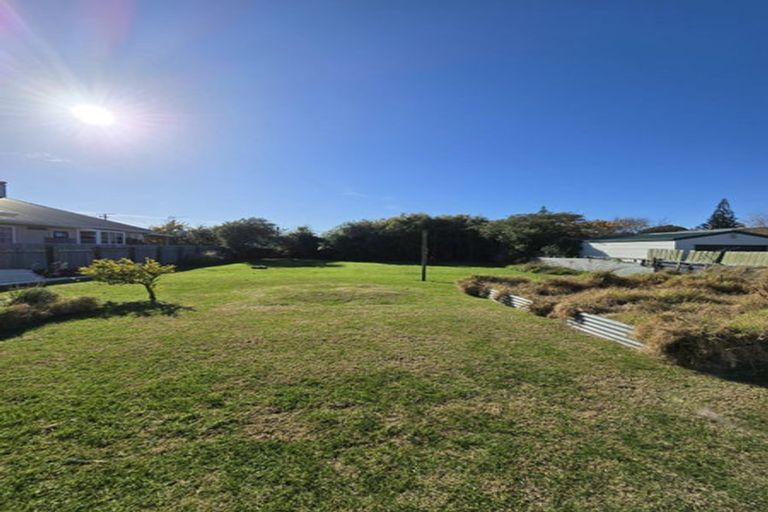 Photo of property in 15 Pratt Avenue, Foxton Beach, Foxton, 4815