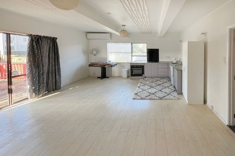 Photo of property in 164 Russell Road, Manurewa, Auckland, 2102