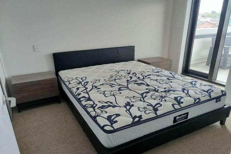 Photo of property in 105/6 Waikumete Road, Glen Eden, Auckland, 0602