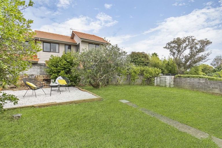 Photo of property in 27 Gills Road, Bucklands Beach, Auckland, 2014