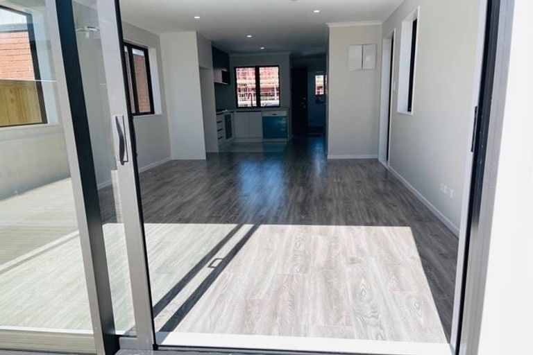 Photo of property in 4 Combat Street, Papakura, 2110