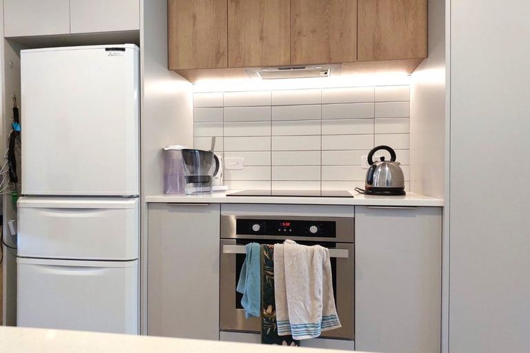 Photo of property in 3/33 Sladden Street, Naenae, Lower Hutt, 5011