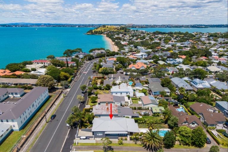 Photo of property in 131 Vauxhall Road, Narrow Neck, Auckland, 0624