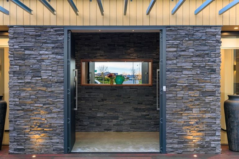 Photo of property in 83 The Esplanade, Pegasus, 7612