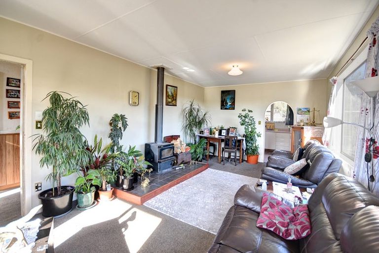 Photo of property in 2 Edinburgh Street, Green Island, Dunedin, 9018