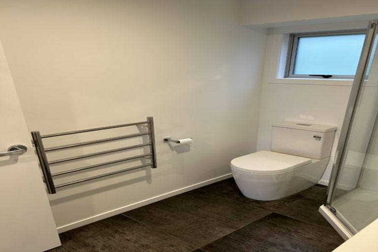 Photo of property in 8 Tableau Place, Totara Vale, Auckland, 0629