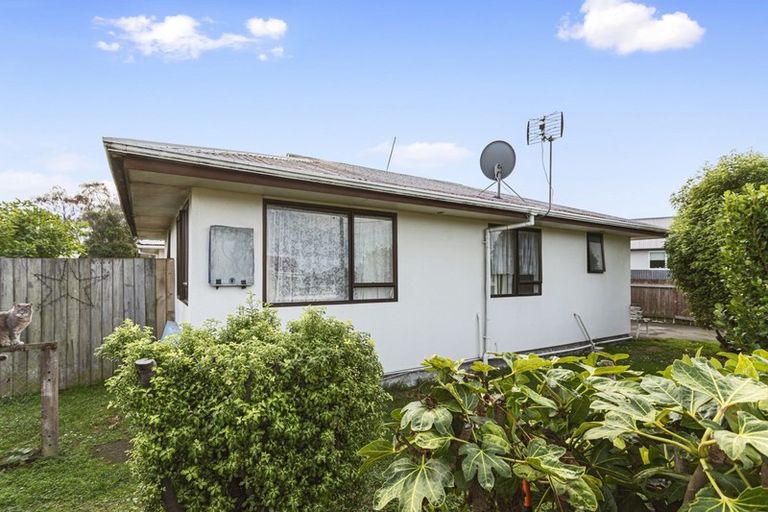 Photo of property in 37 Saint Johns Street, Woolston, Christchurch, 8062