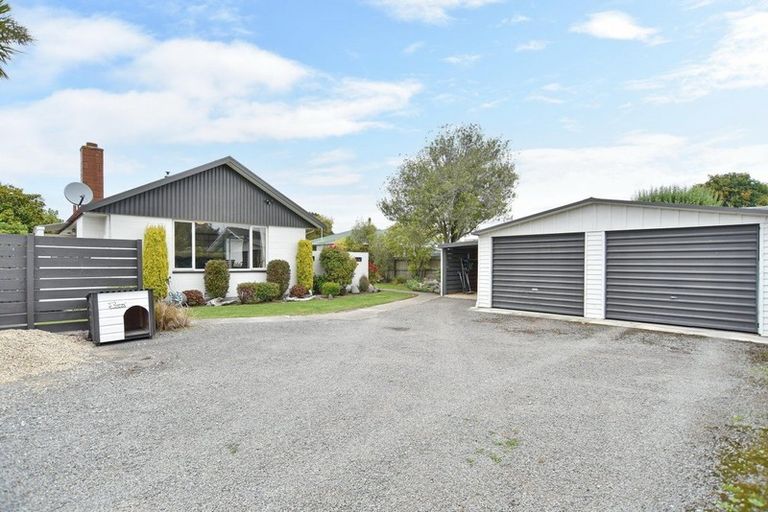 Photo of property in 8 Douglas Street, Rangiora, 7400