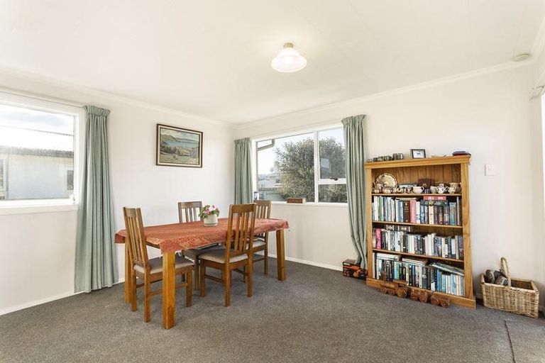 Photo of property in 1 Melville Street, Mosgiel, 9024