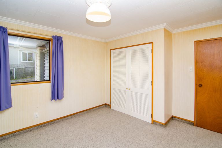 Photo of property in 16a Kirkland Street, Green Island, Dunedin, 9018