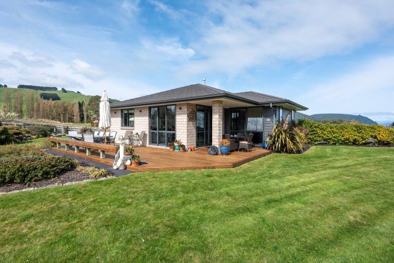Photo of property in 500 Kinloch Road, Kinloch, Taupo, 3377