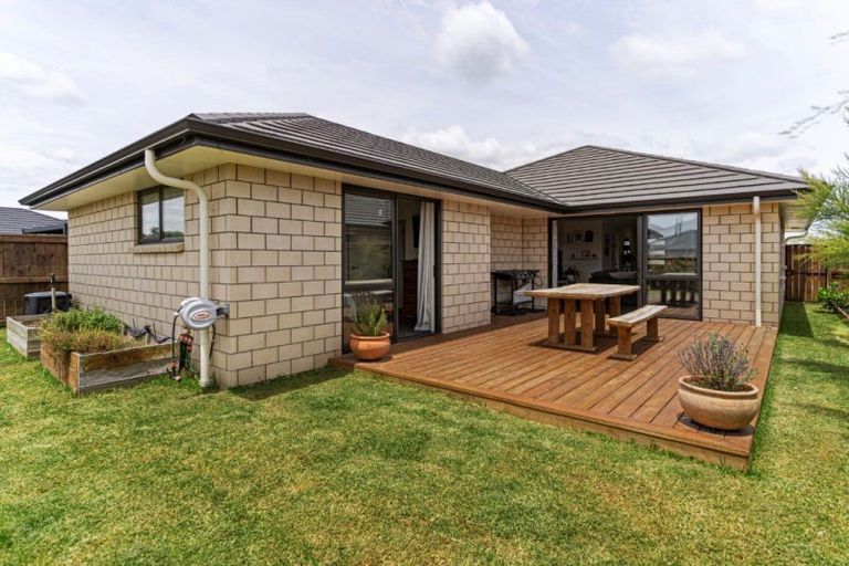 Photo of property in 26 Kanapa Close, Papamoa, 3118