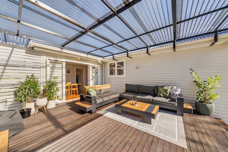 Photo of property in 8 Tui Grove, Elderslea, Upper Hutt, 5018