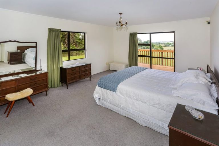 Photo of property in 68 Ponga Road, Opaheke, Papakura, 2584