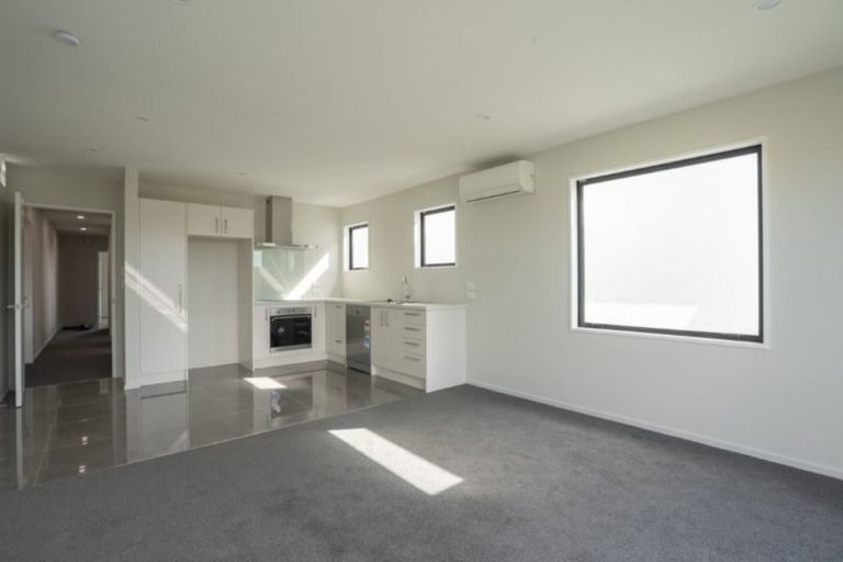 Photo of property in 89 Faringdon Boulevard, Rolleston, 7615