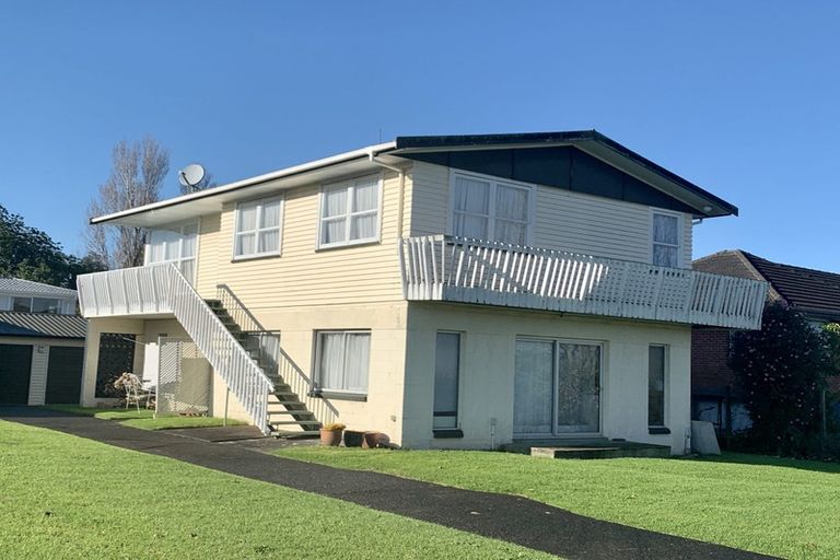 Photo of property in 6 Dudding Avenue, Northcote, Auckland, 0627