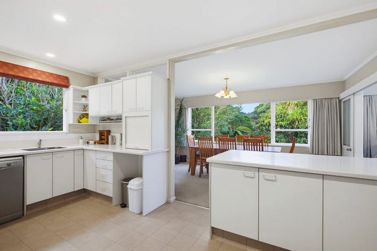 Photo of property in 108 Oriel Avenue, Tawa, Wellington, 5028