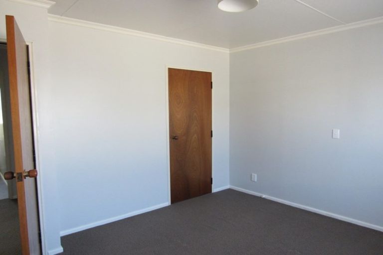 Photo of property in 3/10 Karamu Street, Strandon, New Plymouth, 4312