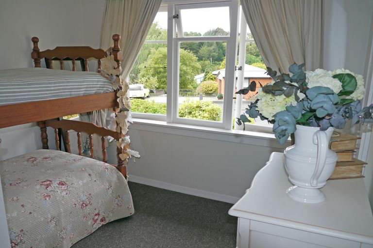 Photo of property in 26 Marshall Street, Bradford, Dunedin, 9011