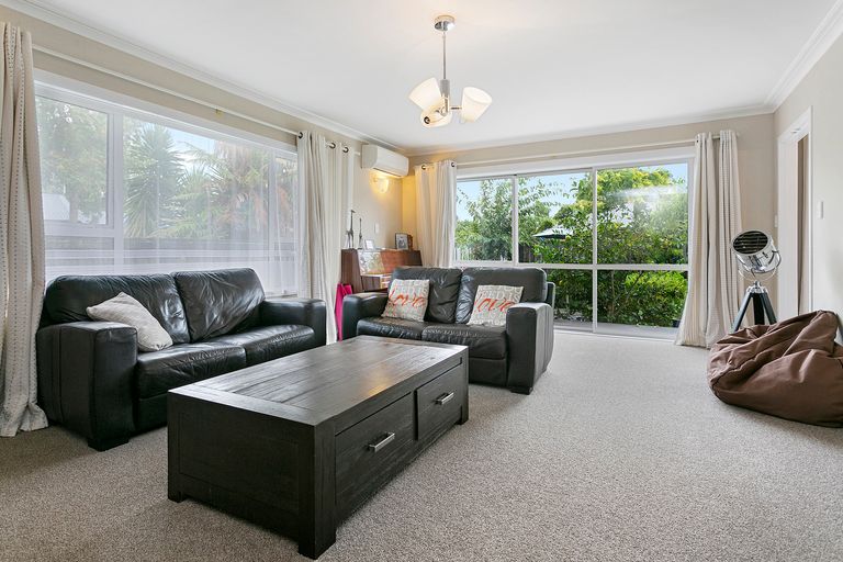 Photo of property in 160 Williams Street, Cambridge, 3434