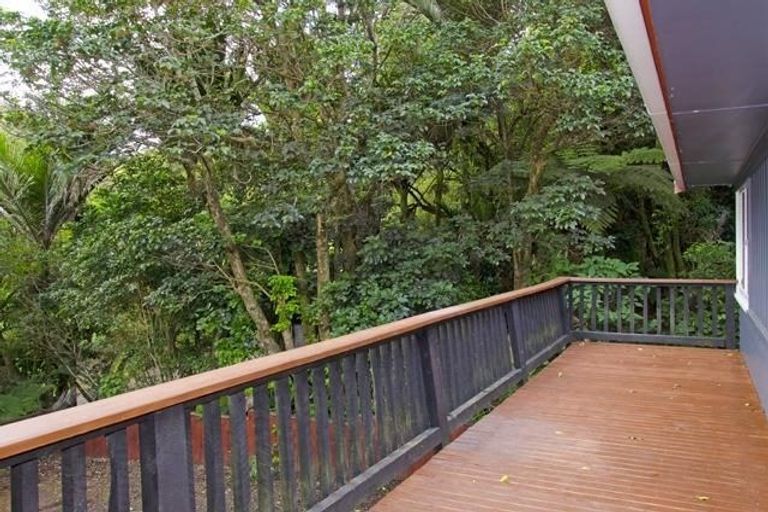 Photo of property in 43 Waima Crescent, Titirangi, Auckland, 0604