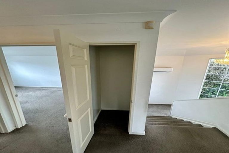 Photo of property in 2/13 Markham Place, Bucklands Beach, Auckland, 2012