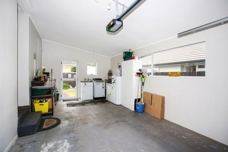 Photo of property in 3 Alpha Street, Papakura, 2110
