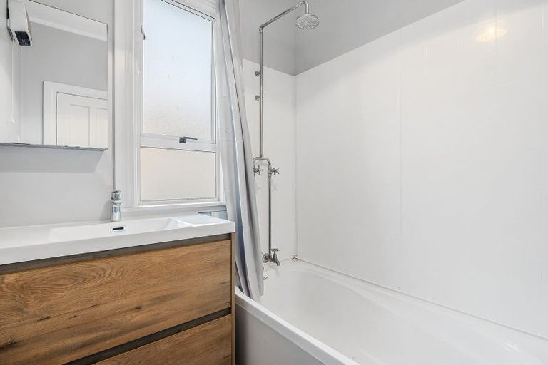 Photo of property in 25 Medway Street, Richmond, Christchurch, 8013