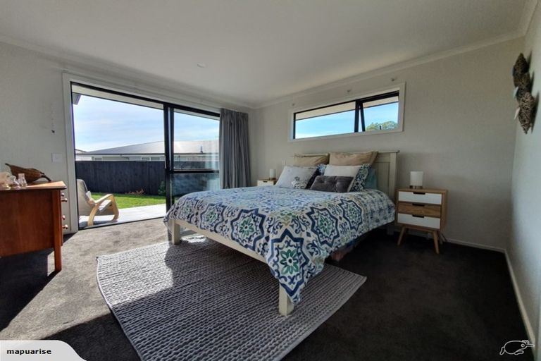 Photo of property in 4 Les Wakefield Road, Mapua, 7005