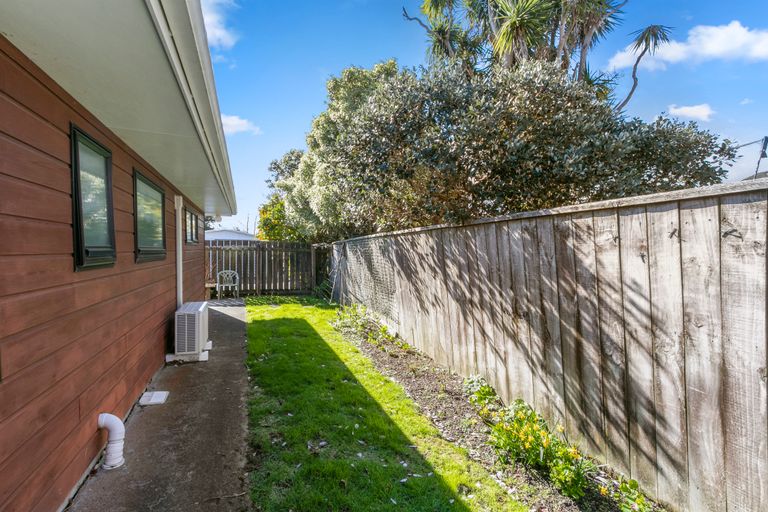 Photo of property in 24a Trafalgar Street, Waiwhetu, Lower Hutt, 5010