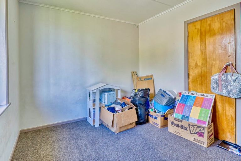 Photo of property in 12 Allen Berry Avenue, Pirimai, Napier, 4112