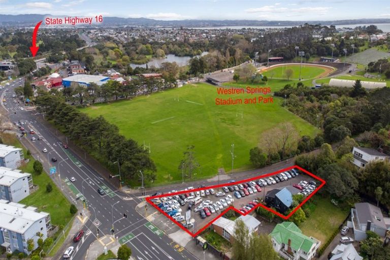 Photo of property in 729 Great North Road, Grey Lynn, Auckland, 1021