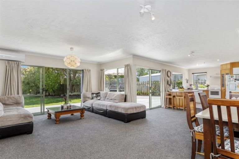 Photo of property in 27d Hartford Avenue, Papamoa Beach, Papamoa, 3118