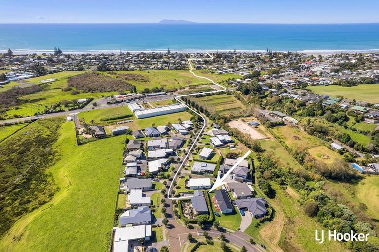 Photo of property in 27 Ocean Breeze Drive, Waihi Beach, 3611