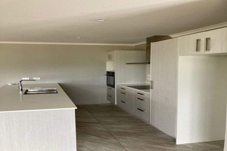 Photo of property in 4 Bridle Way, Brookfield, Tauranga, 3110