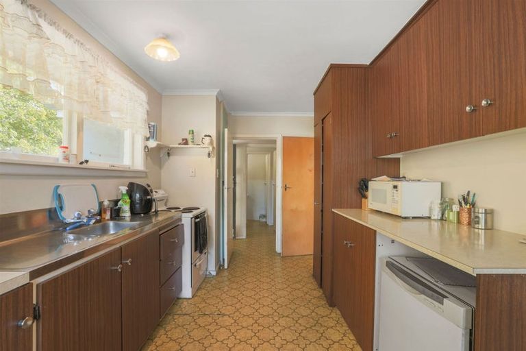 Photo of property in 25 Main North Road, Woodend, 7610