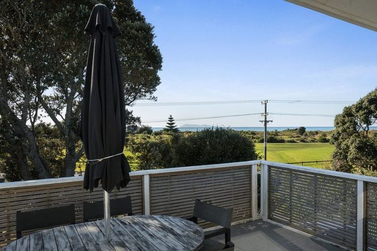 Photo of property in 116 Seaforth Road, Waihi Beach, 3611