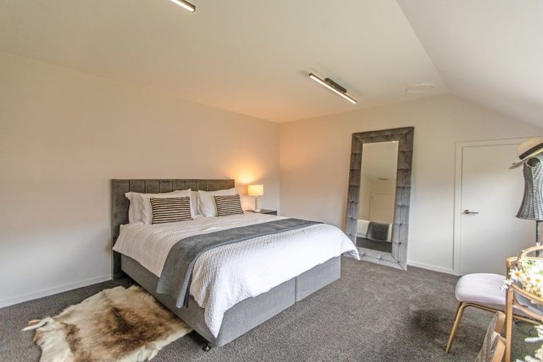 Photo of property in 35 Mckellar Drive, Jacks Point, Queenstown, 9371