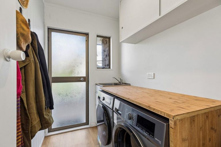 Photo of property in 353a Oceanbeach Road, Mount Maunganui, 3116