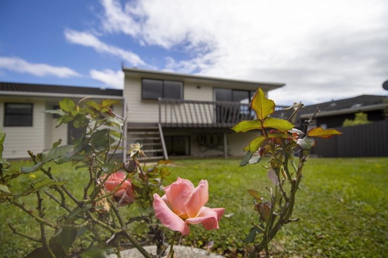Photo of property in 47 Exploration Way, Whitby, Porirua, 5024