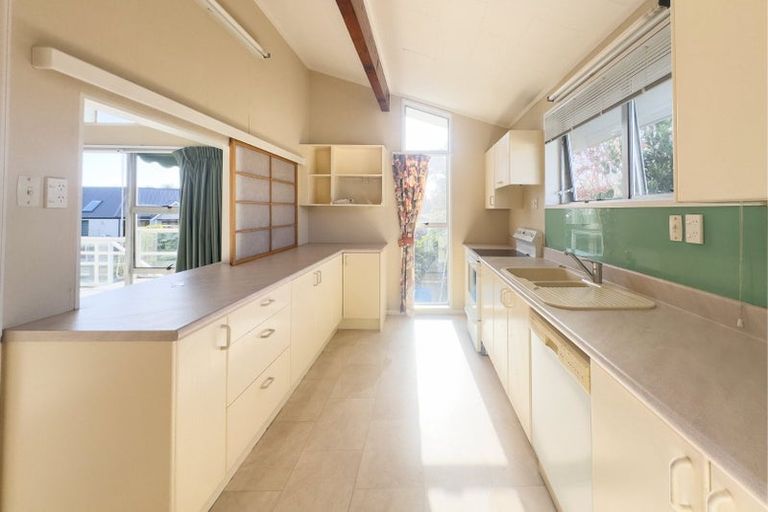 Photo of property in 4 Hawkswood Place, Avonhead, Christchurch, 8042